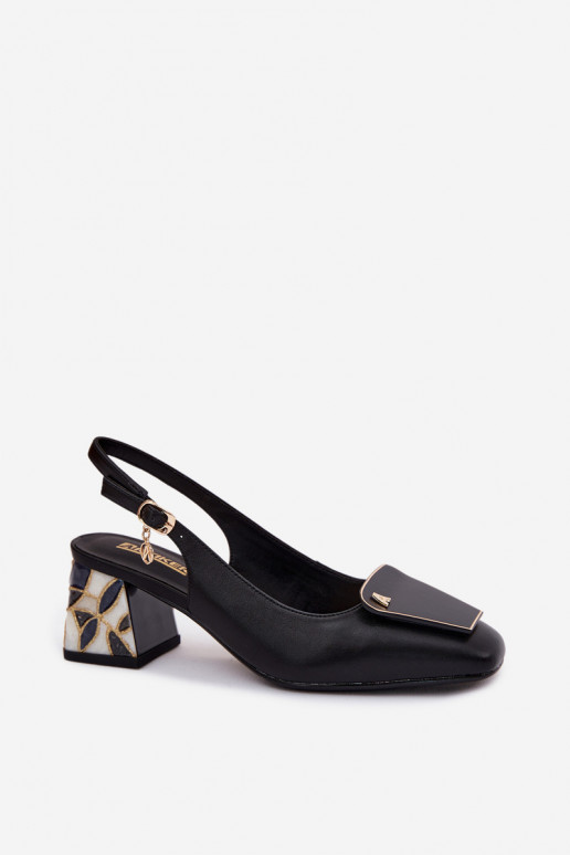 Zapatos de cuero con tacones y adornos Artiker 58C0674 color negro