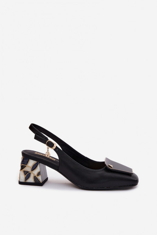 Zapatos de cuero con tacones y adornos Artiker 58C0674 color negro