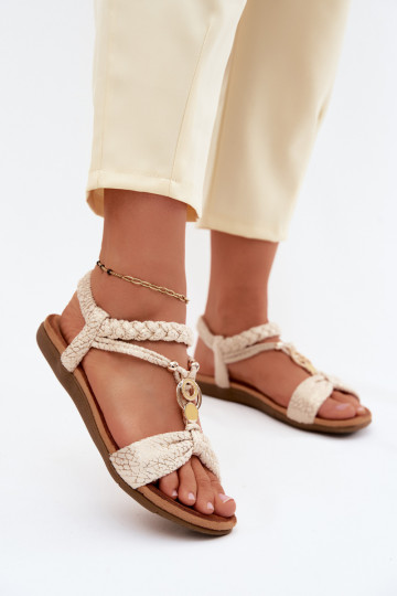 Sandalias planas para mujer. Artiker 58C0628 color dorado 2