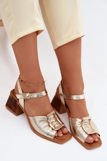 Sandalias de mujer Femenino con tacones con hebillas Artiker 58C2033 color dorado