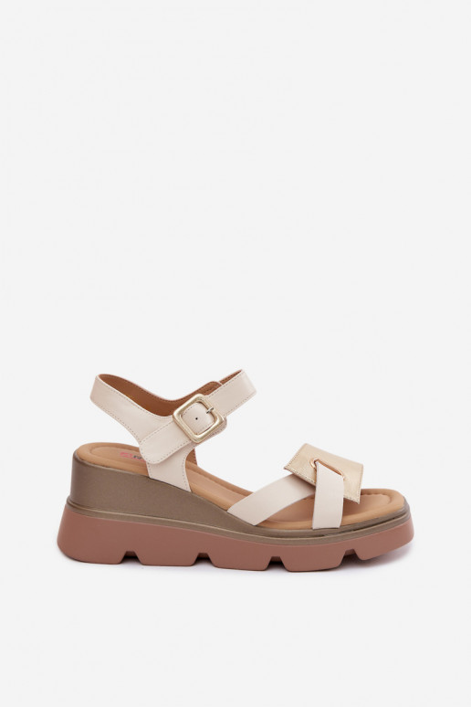 Sandalias de mujer Femenino con una plataforma Artiker 58C0312 beige-color dorado