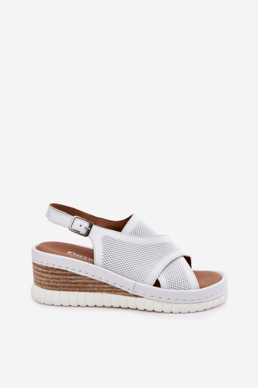 Sandalias de mujer con una plataforma Cuero natural Artiker 58C3145 el color blanco