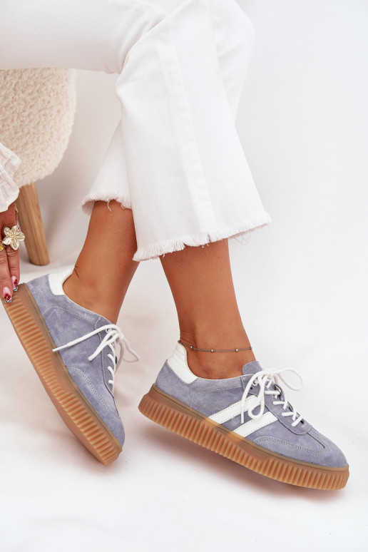 de gamuza Zapatillas modelo zapatos. Femenino con una plataforma color azul Tiene querisae