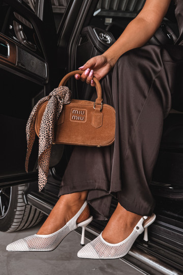 Sandalias de mujer de cuero color marfil con tacones finos Tai turiciejka K7507-22 2