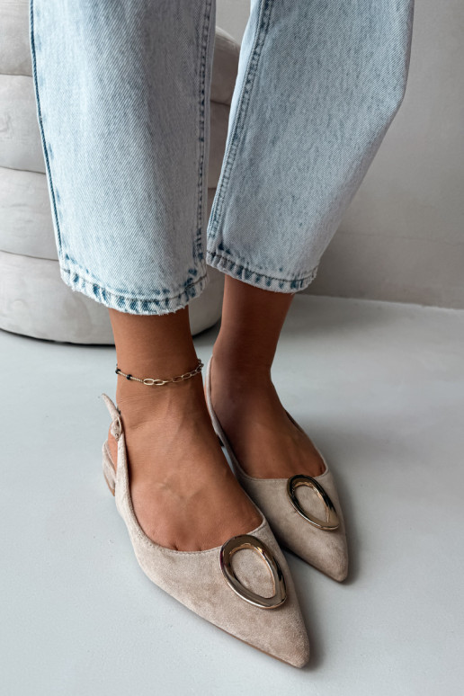 Sandalias de mujer con tacón ancho y adornos de color arena de Sparkle