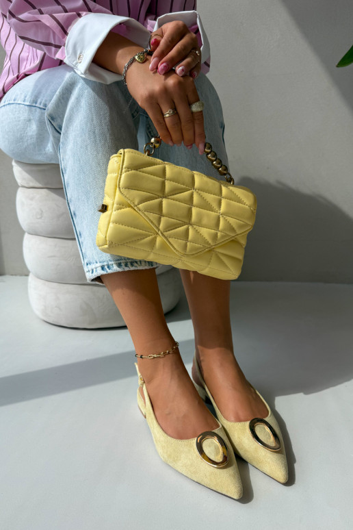 Sandalias de mujer con tacón ancho y adornos de color amarillo de Sparkle