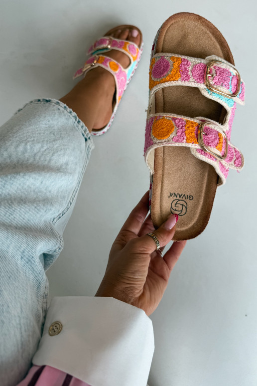 Zapatillas de ganchillo Glimma con plataforma y hebillas en color rosa
