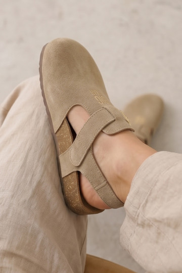 Sandalias de mujerActivadoturalnego de gamuzau Big Star TT274542 beige 2