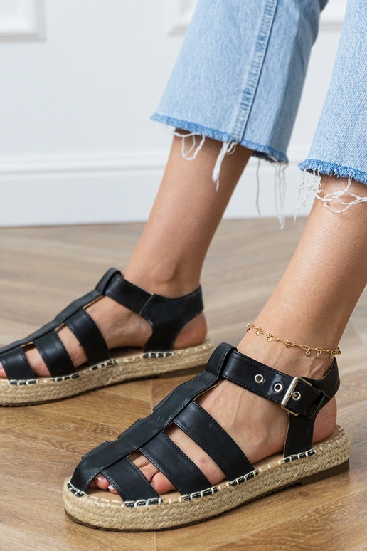 Sandalias espadrilles cerradas negras Kleona