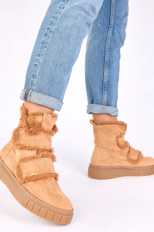 Botines marrones con cierre de velcro, decorados con piel Grace