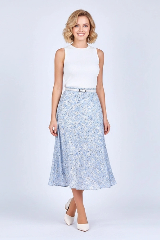 Zapatos de tacón bajo color arena con acentos plateados Vallisa