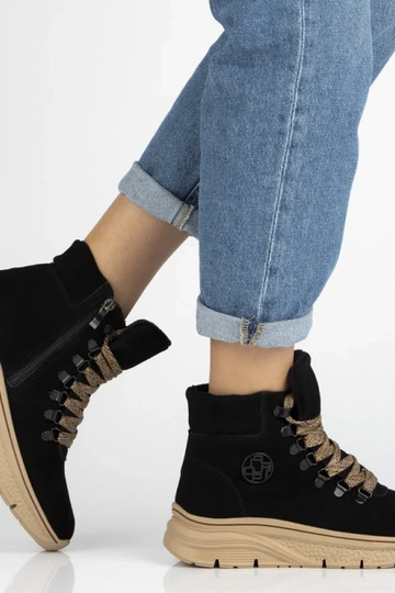 Botines negros de ante natural con cordones decorativos Grega 2