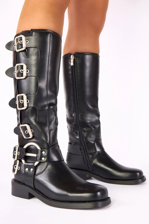 Botas negras altas con tacón plano decoradas con hebillas Taliba