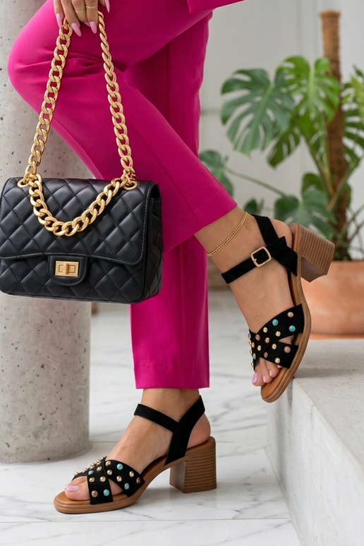 Sandalias negras con tacón decoradas con strass Lucy