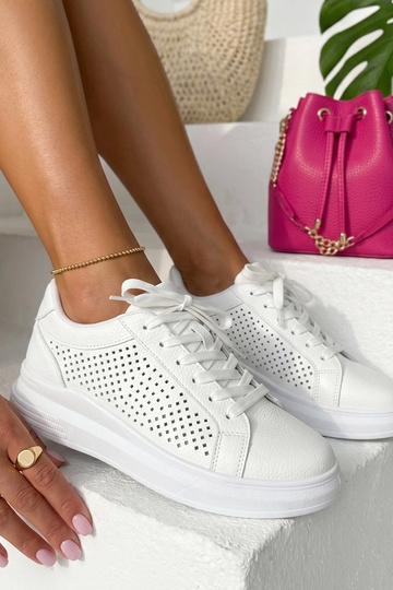 Zapatillas blancas perforadas Sophia