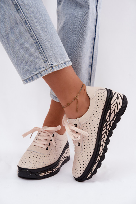 Zapatos de color arena para mujer con elementos calados y plataforma Morra