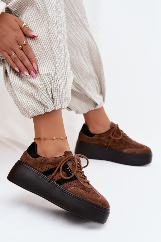 Zapatillas marrones para mujer con plataforma y perforación Umbry