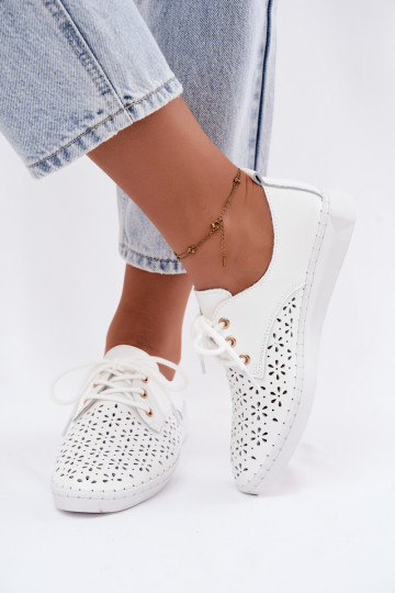 Zapatos blancos para mujer con elementos calados Softie 2