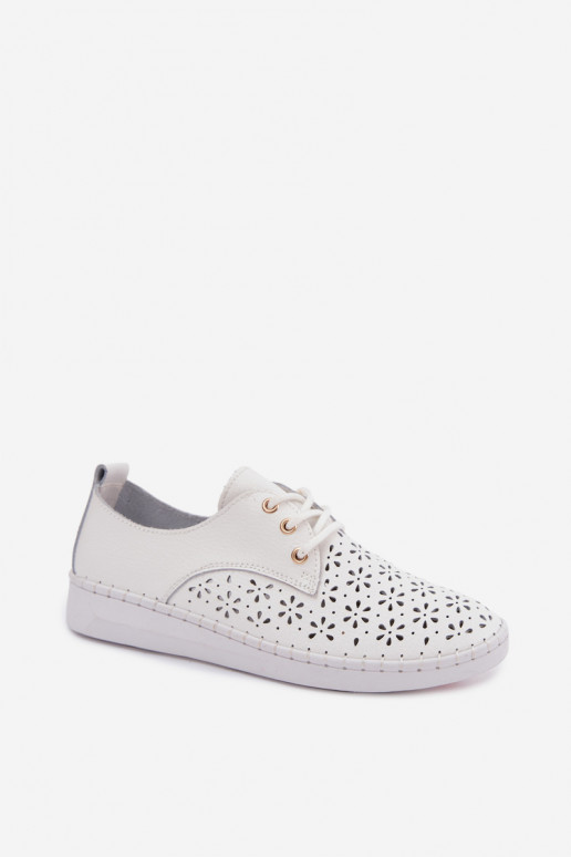 Zapatos blancos para mujer con elementos calados Softie