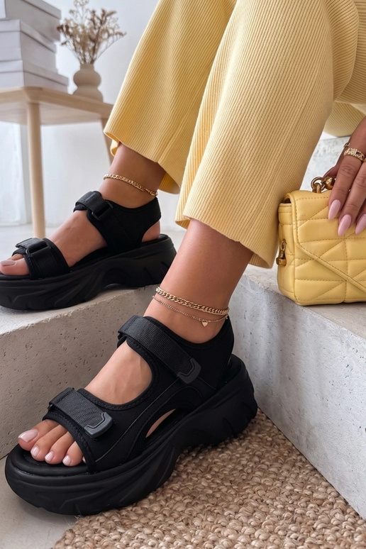 Sandalias negras chunky Abigail