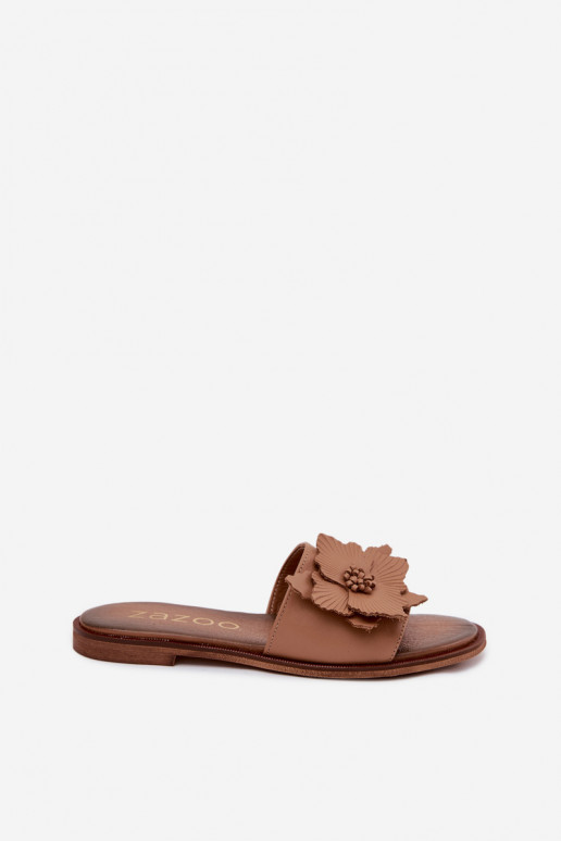 Zapatillas de cuero para mujeres con adornos Zazoo 40477 en color capuchino