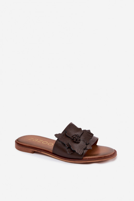 Zapatillas de cuero para mujeres con adornos Zazoo 40477 en color chocolate