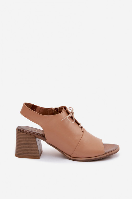 Sandalias de cuero de tacón alto con detalles estilizados Zazoo 40523 en color capuchino