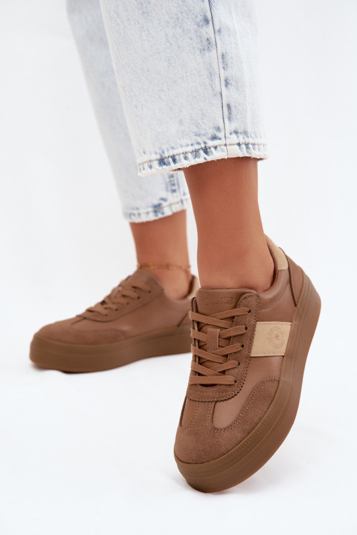 Zapatillas de deporte para mujeres con plataforma Big Star UU274015 en color marrón