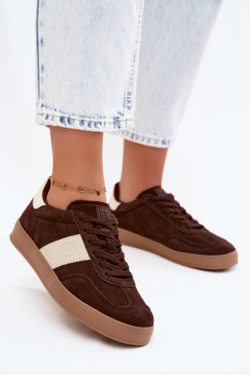 Zapatillas de deporte para mujeres de ante sintético Big Star UU274008 en color chocolate