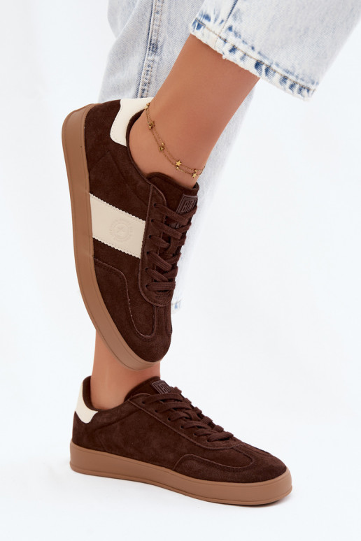 Zapatillas de deporte para mujeres de ante sintético Big Star UU274008 en color chocolate