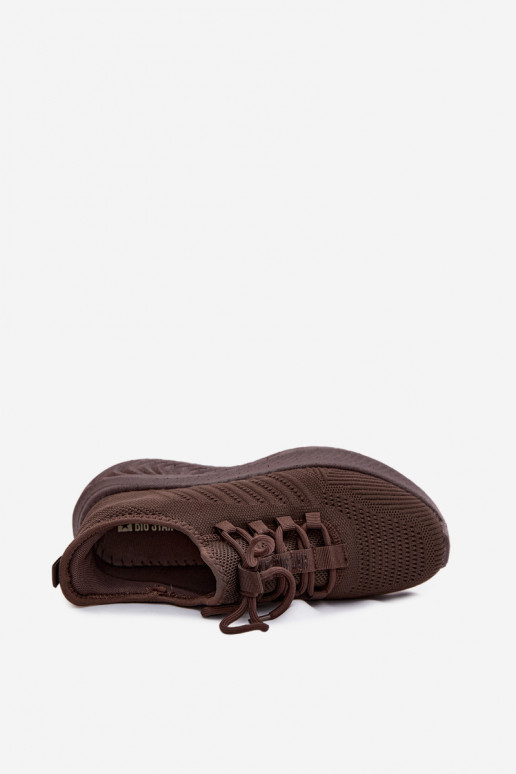 Zapatos deportivos slip-on para mujeres Big Star UU274055 en color chocolate