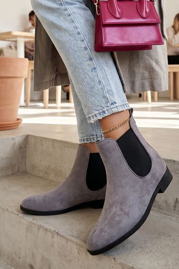 Botines grises con caña elástica Cinzia
