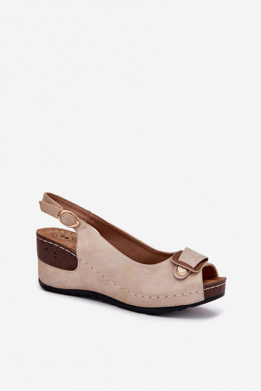 Sandalias ligeras de plataforma arena y oro Comfort Shoes Efravia