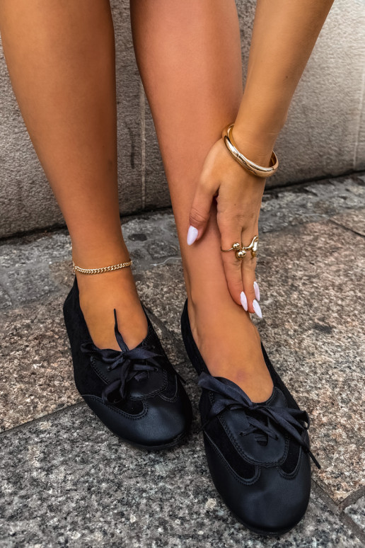Bailarinas deportivas negras con detalles elegantes Peonia