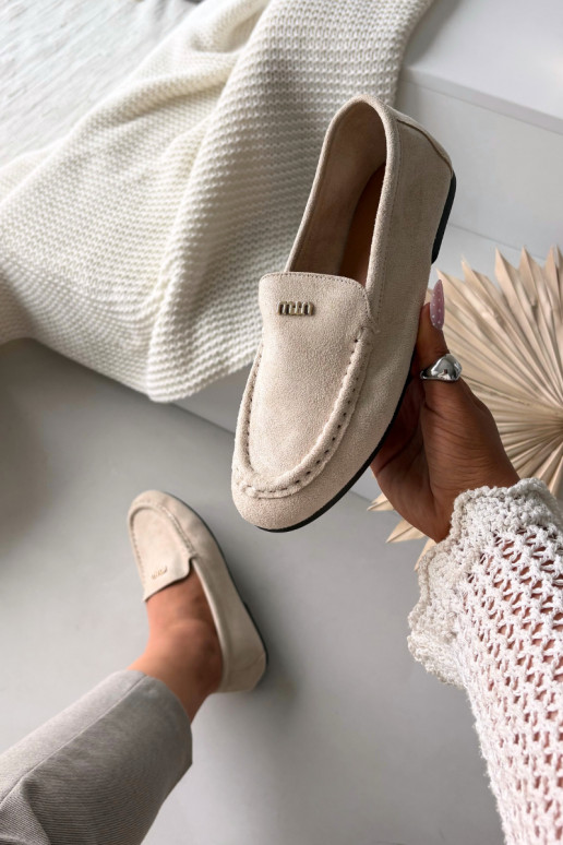 Mocasines beiges para mujer con detalles dorados Sarivelle