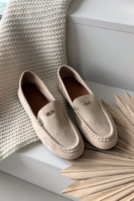 Mocasines beiges para mujer con detalles dorados Sarivelle