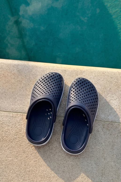 Zapatillas ligeras para hombre en azul oscuro Tai Turiravena