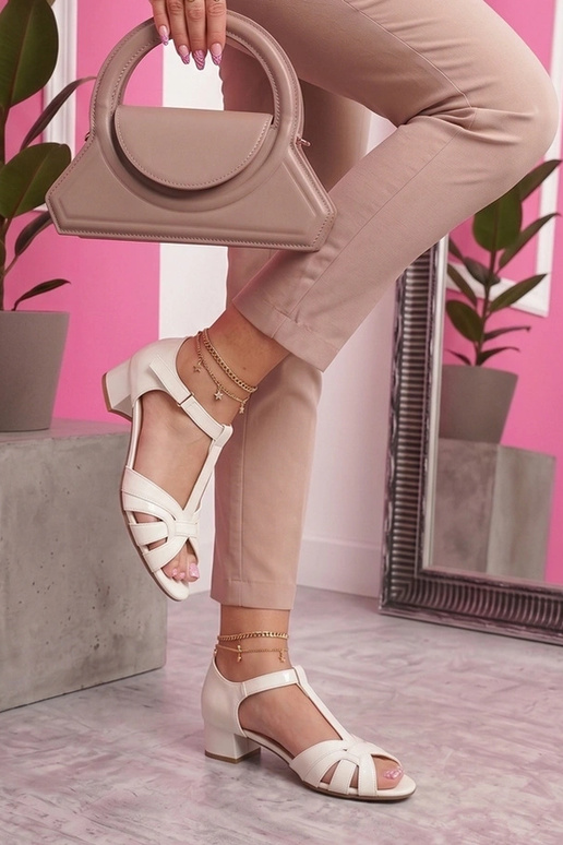 Mules blancas de plataforma Thea