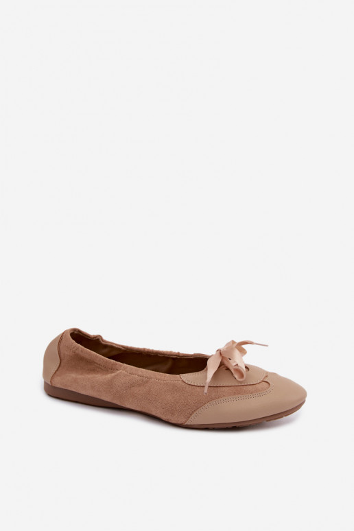 Bailarinas deportivas beige con detalles elegantes Peonia