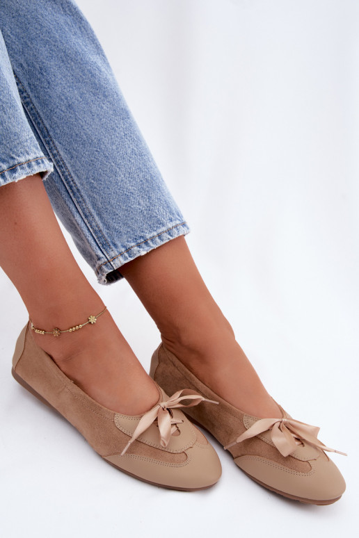 Bailarinas deportivas beige con detalles elegantes Peonia