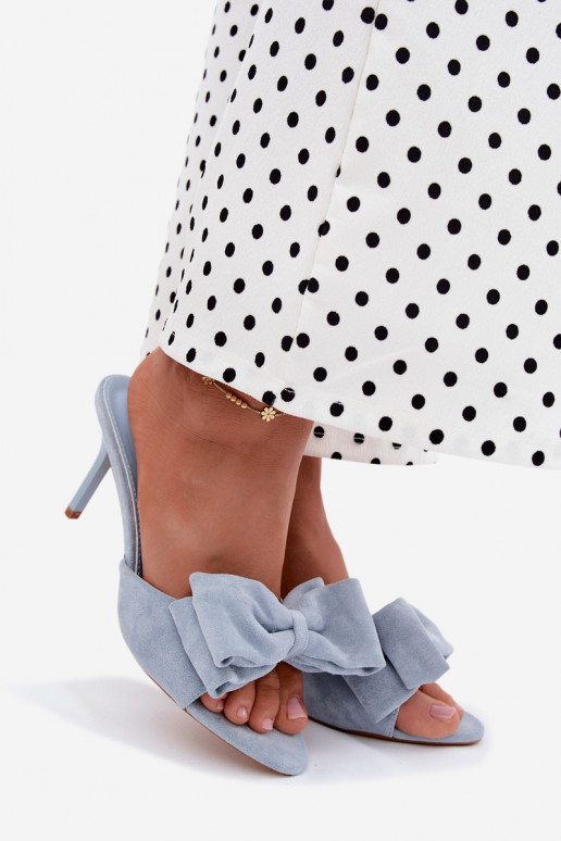 Zapatillas de mujer con tacones delgados y lazos en ante azul Tai turignolia