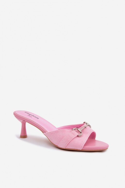 Zapatillas de mujer con tacón delgado y detalles elegantes en rosa Poppia