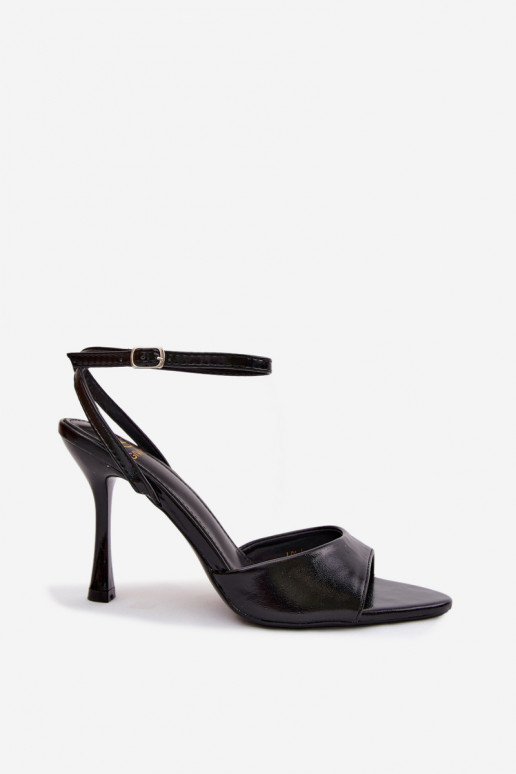 Sandalias negras de mujer con tacones finos de cuero sintético Palmer