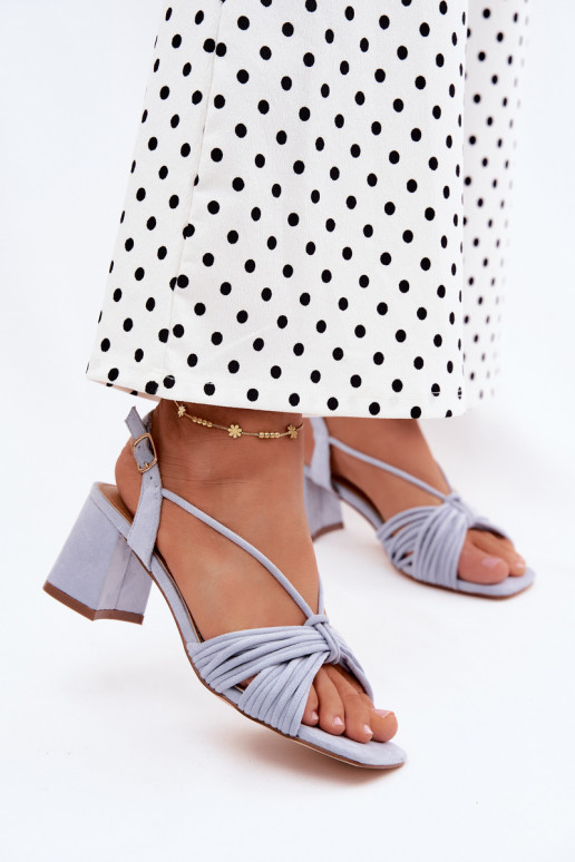 Sandalias de mujer con tirantes y tacones en azul Taffina