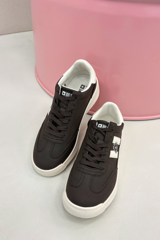 Zapatos deportivos para mujeres Big Star UU274024 en color chocolate