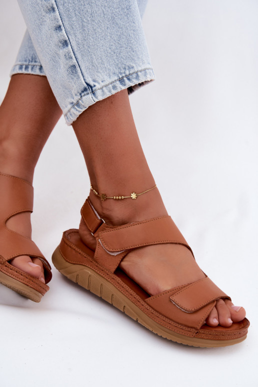 Sandalias marrones para mujer con plataforma y cierres adhesivos