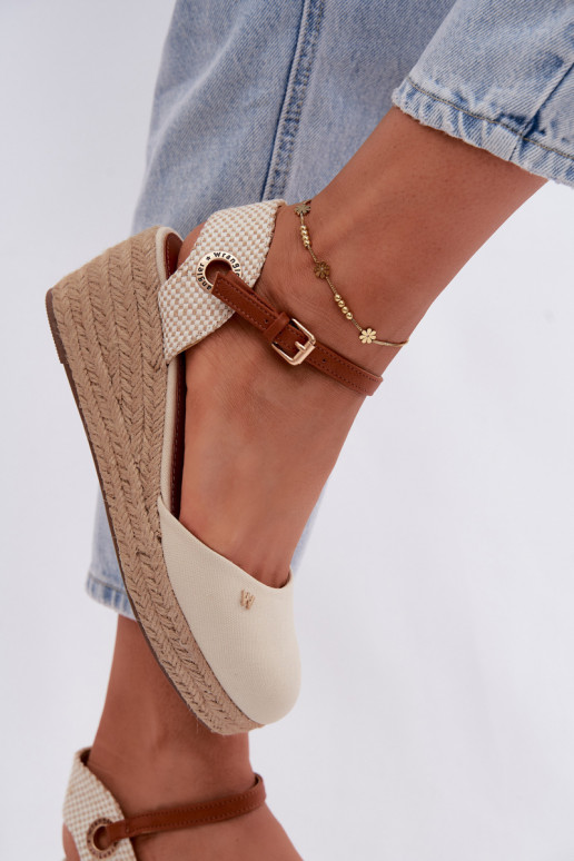 Espadrilles de color arena con plataforma