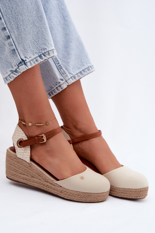 Espadrilles de color arena con plataforma