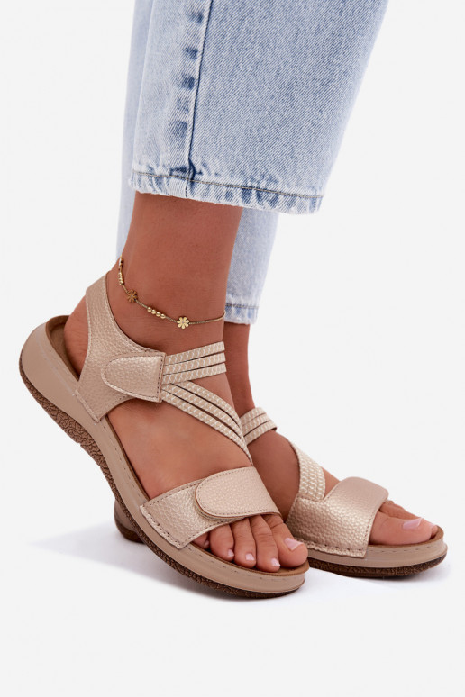 Sandalias doradas para mujer con correas elásticas