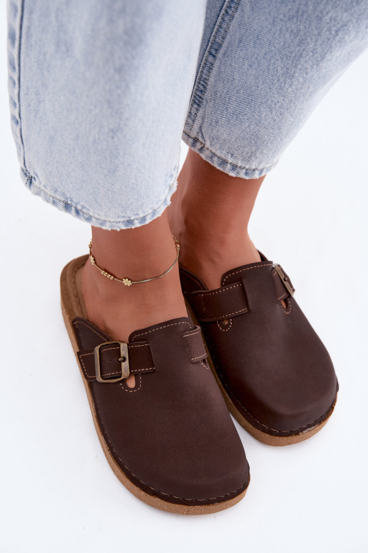 Zapatillas con hebillas Inblu, color chocolate